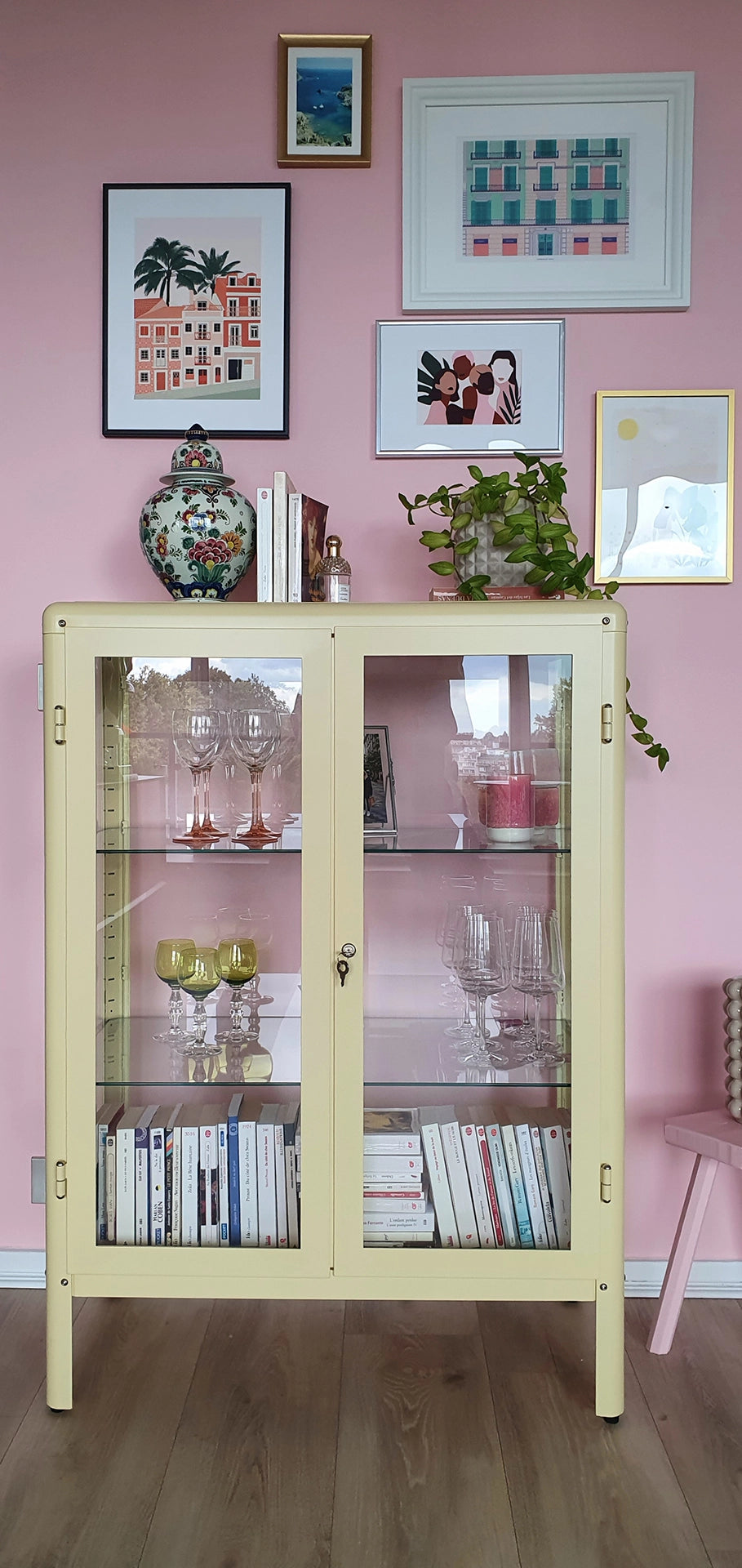 Gallery image